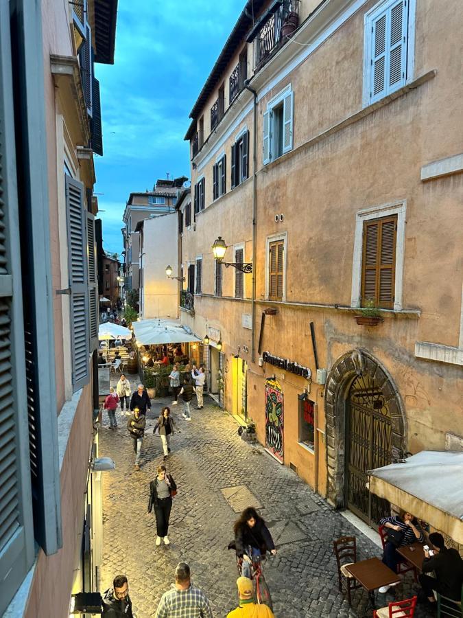 Via Della Scala Suite Рим Экстерьер фото